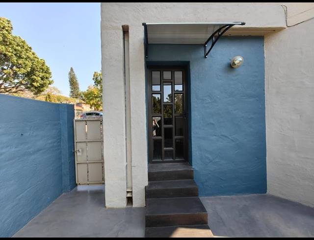 3 BEDROOM TOWNHOUSE FOR SALE IN WATERKLOOF GLEN